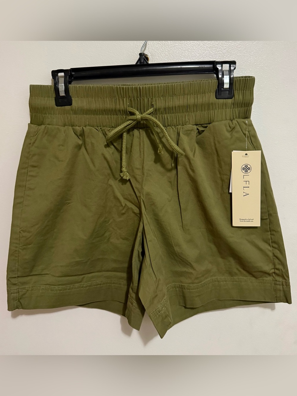 Laurie Felt Lightweight Chino Shorts Martini Olive NWT
